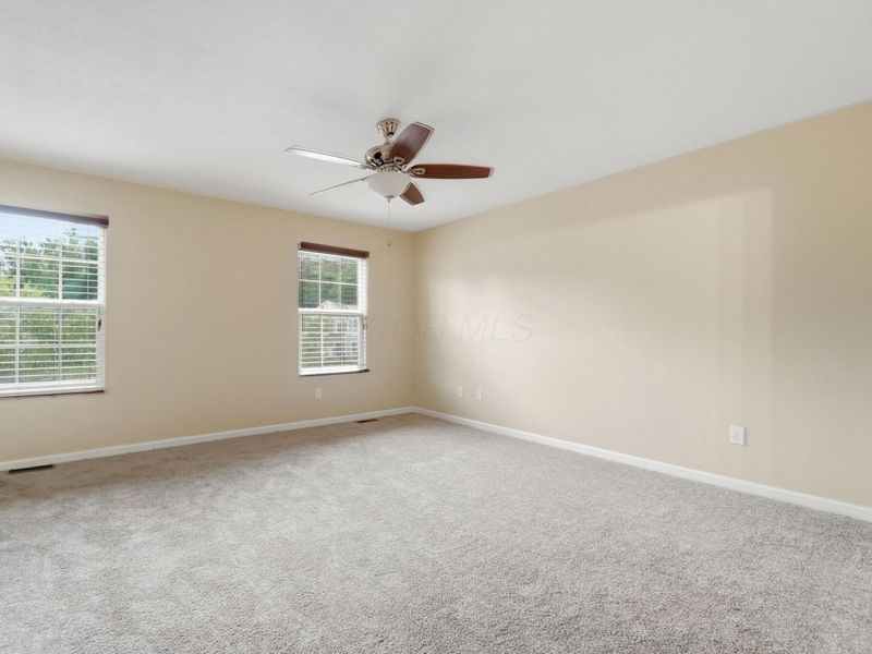 255 Glen Crossing Drive, Pataskala, OH 43062 Photo 18