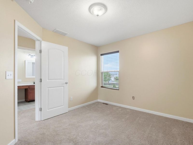 255 Glen Crossing Drive, Pataskala, OH 43062 Photo 22