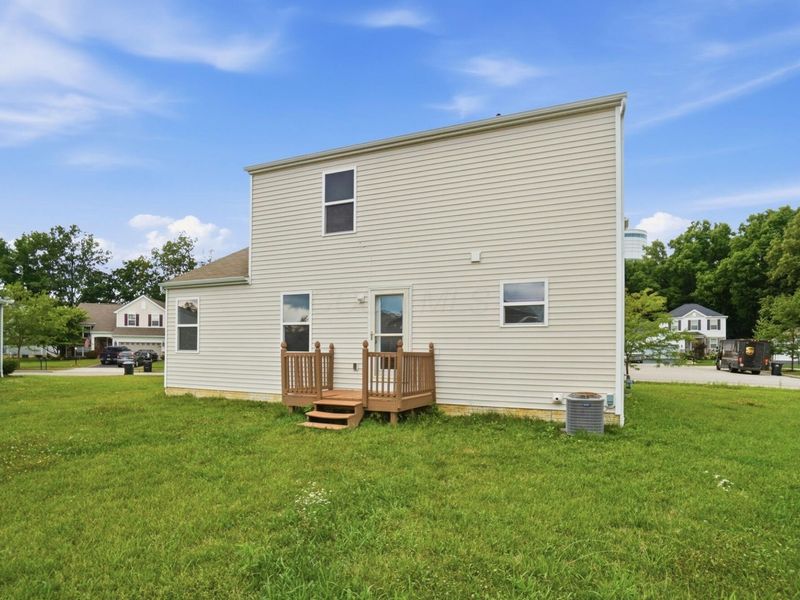 255 Glen Crossing Drive, Pataskala, OH 43062 Photo 3