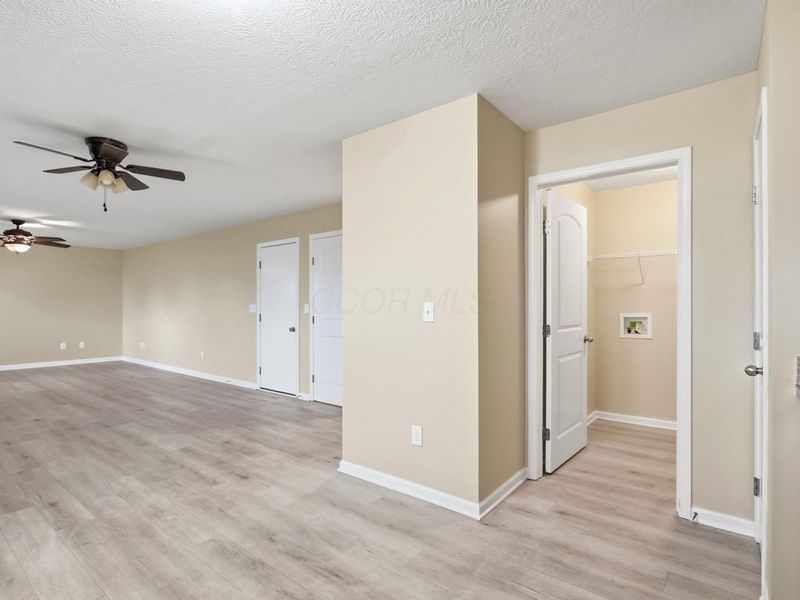 255 Glen Crossing Drive, Pataskala, OH 43062 Photo 8