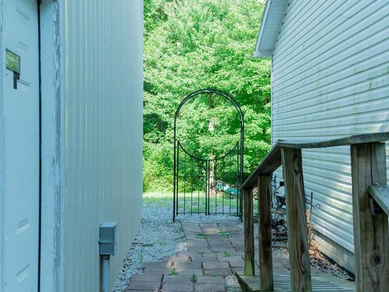 3900 Coal Dock Road , Waverly, OH 45690 Photo 9
