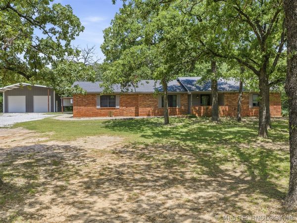 170 Serpentine St , Lone Grove, OK 73443