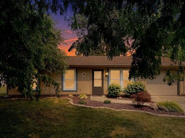 6916 Peartree Lane, Fort Wayne, IN 46825