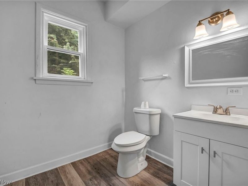 1380 E 93rd Street, Cleveland, OH 44106 Photo 16