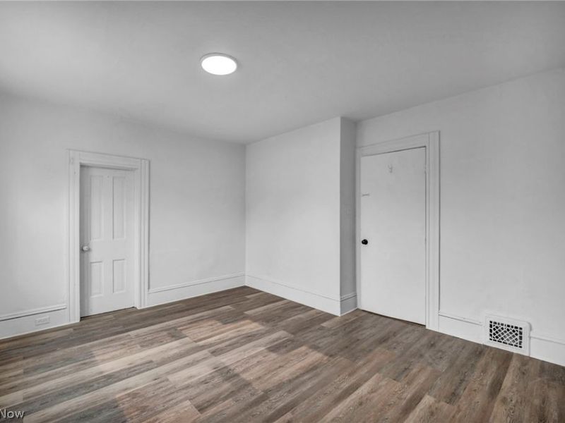 1380 E 93rd Street, Cleveland, OH 44106 Photo 27