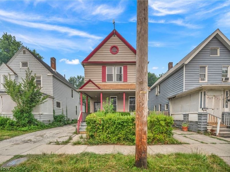 1380 E 93rd Street, Cleveland, OH 44106 Photo 3