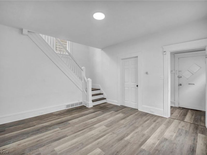 1380 E 93rd Street, Cleveland, OH 44106 Photo 6