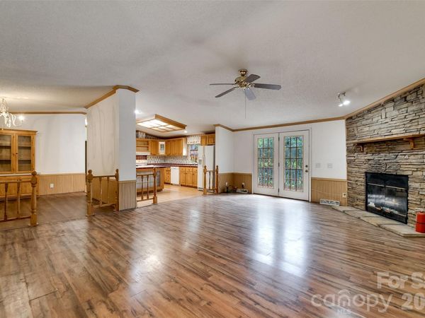 197 Savannah Meadows Trail , Sylva, NC 28779