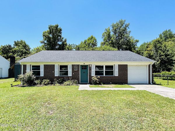 508 Thyme Court , Jacksonville, NC 28540