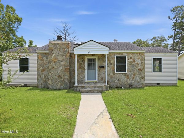 325 Miller Boulevard , Havelock, NC 28532