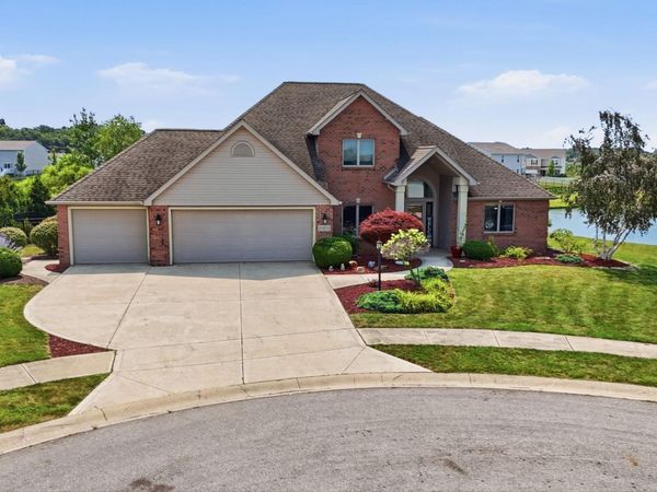10204 Runabay Cove, New Haven, IN 46774