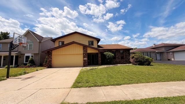 18348 Carriage Lane , Lansing, IL 60438