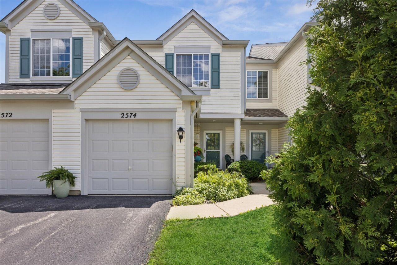 2574 Arcadia Circle , Naperville, IL 60540