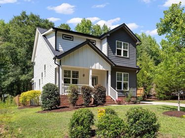 336 W Earp Street, Holly Springs, NC 27540