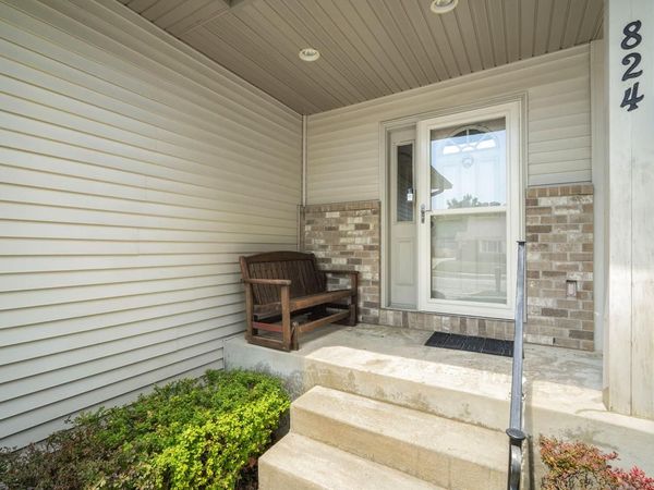 824 Columbia AVENUE, South Milwaukee, WI 53172