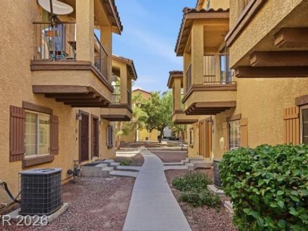 5935 Nuevo Leon Street, Unit 7, North Las Vegas, NV 89031