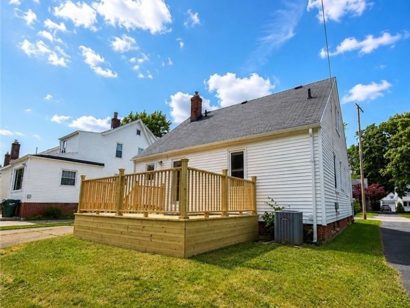1199 Mayfield Ridge Road, Mayfield Heights, OH 44124 Photo 6