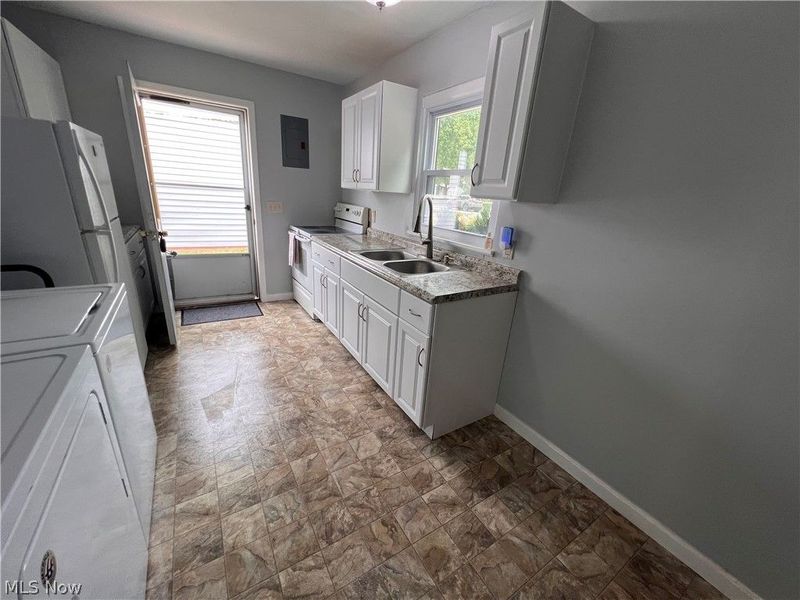 5064 Brooksdale Road, Mentor, OH 44060 Photo 9
