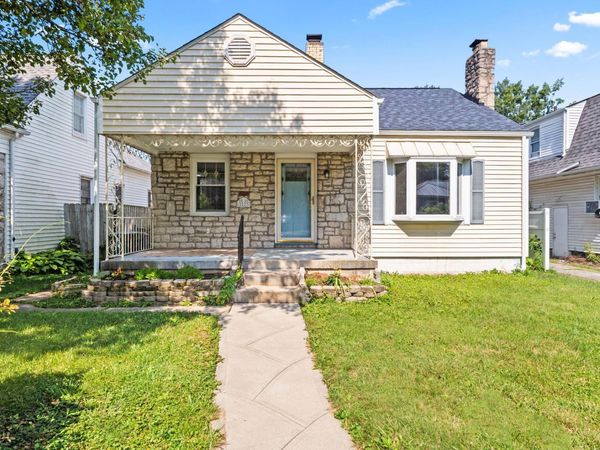 2823 Oaklawn Street , Columbus, OH 43224