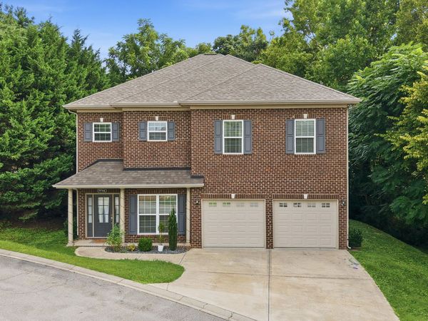 9704 Wind Creek Way, Knoxville, TN 37922