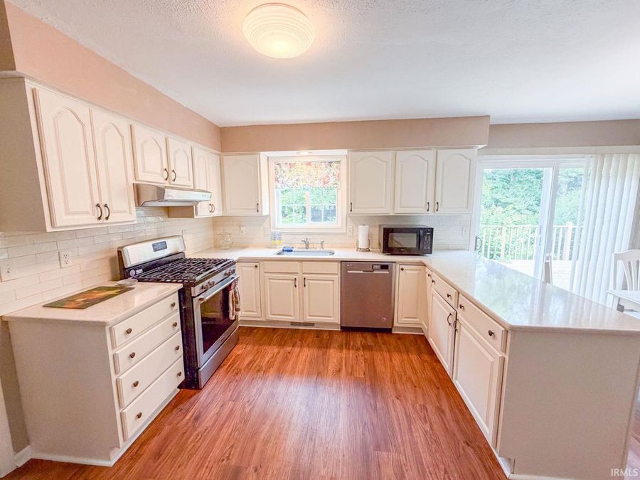 Property Image 6