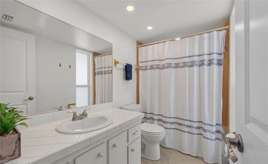 195 Peppermint Ln, Unit 2, Naples, FL 34112 Photo