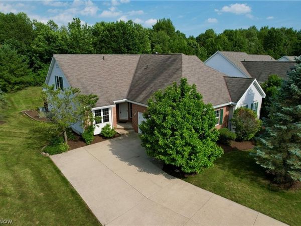 551 Daleview Drive , Aurora, OH 44202