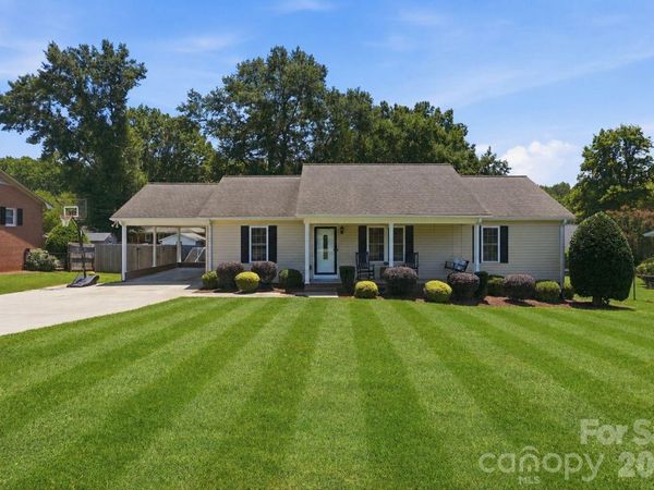 107 Wendover Drive, Lincolnton, NC 28092