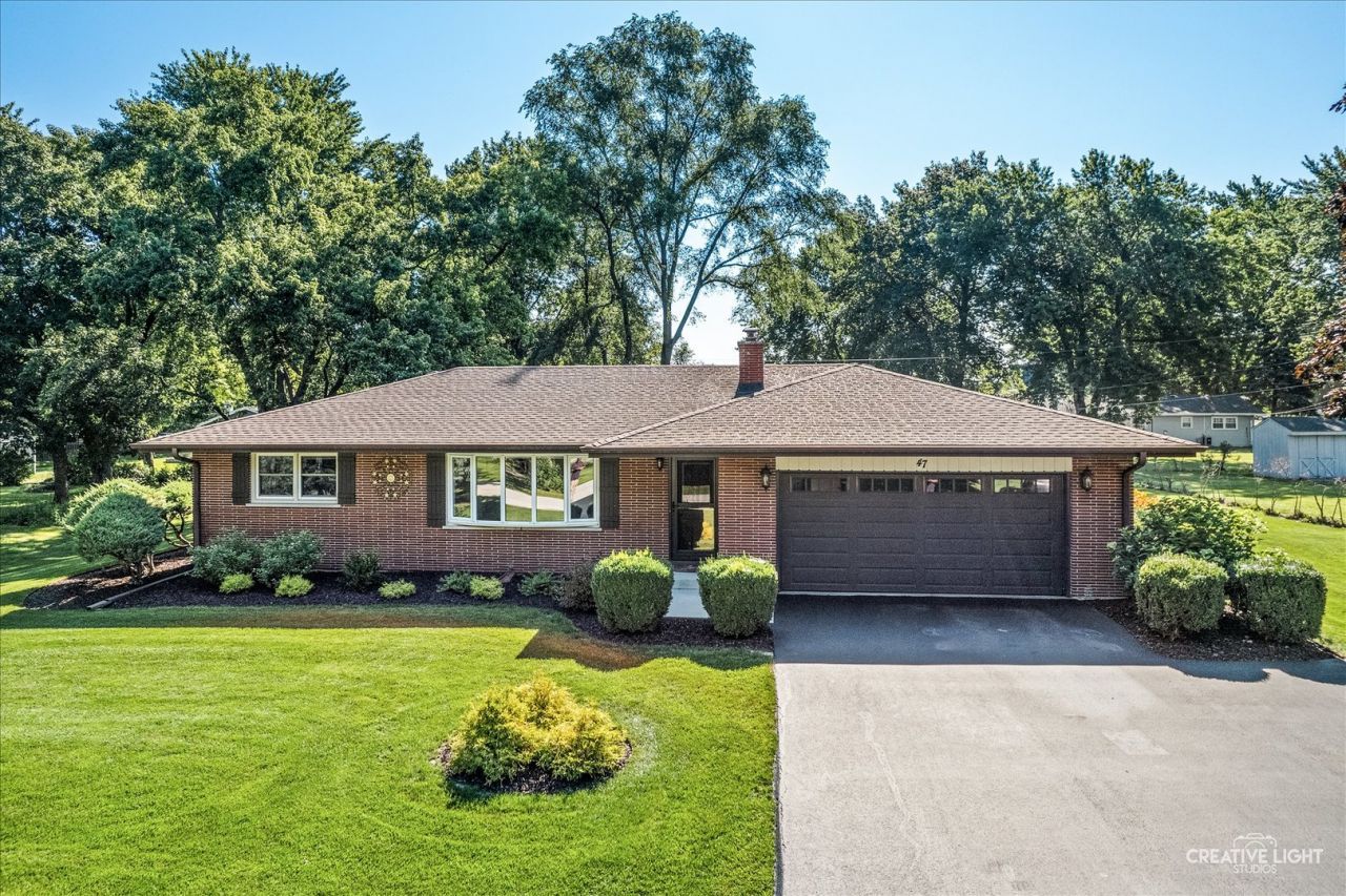 47 Pasadena Drive , Oswego, IL 60543