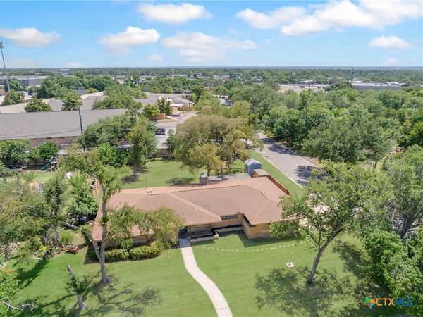 3017 W Avenue T , Temple, TX 76504