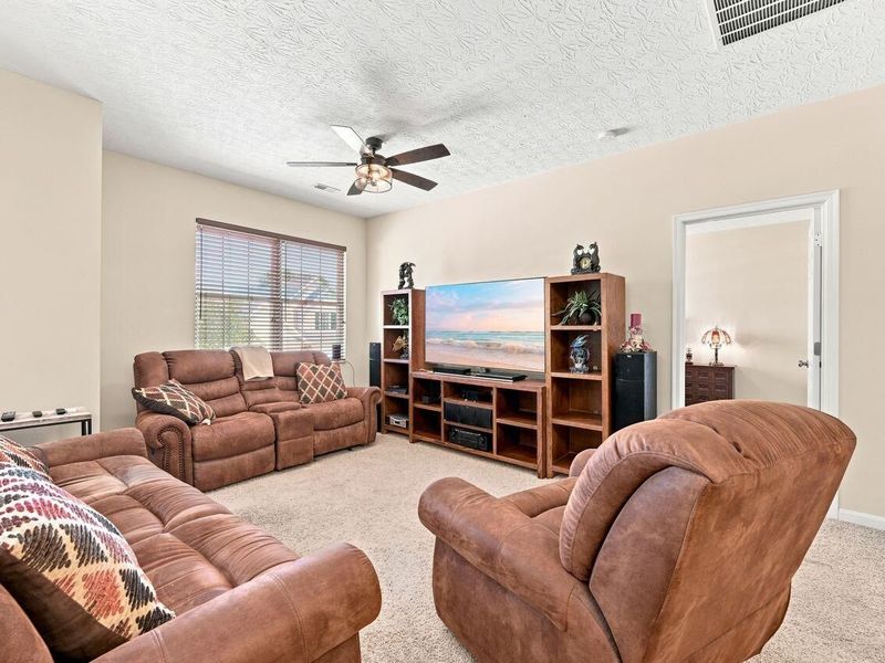 8083 Over Par Court, Burlington, KY 41005 Photo 7