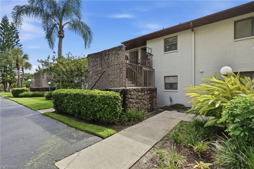10 Beth Stacey Blvd , Unit 206, Lehigh Acres, FL 33936 Photo