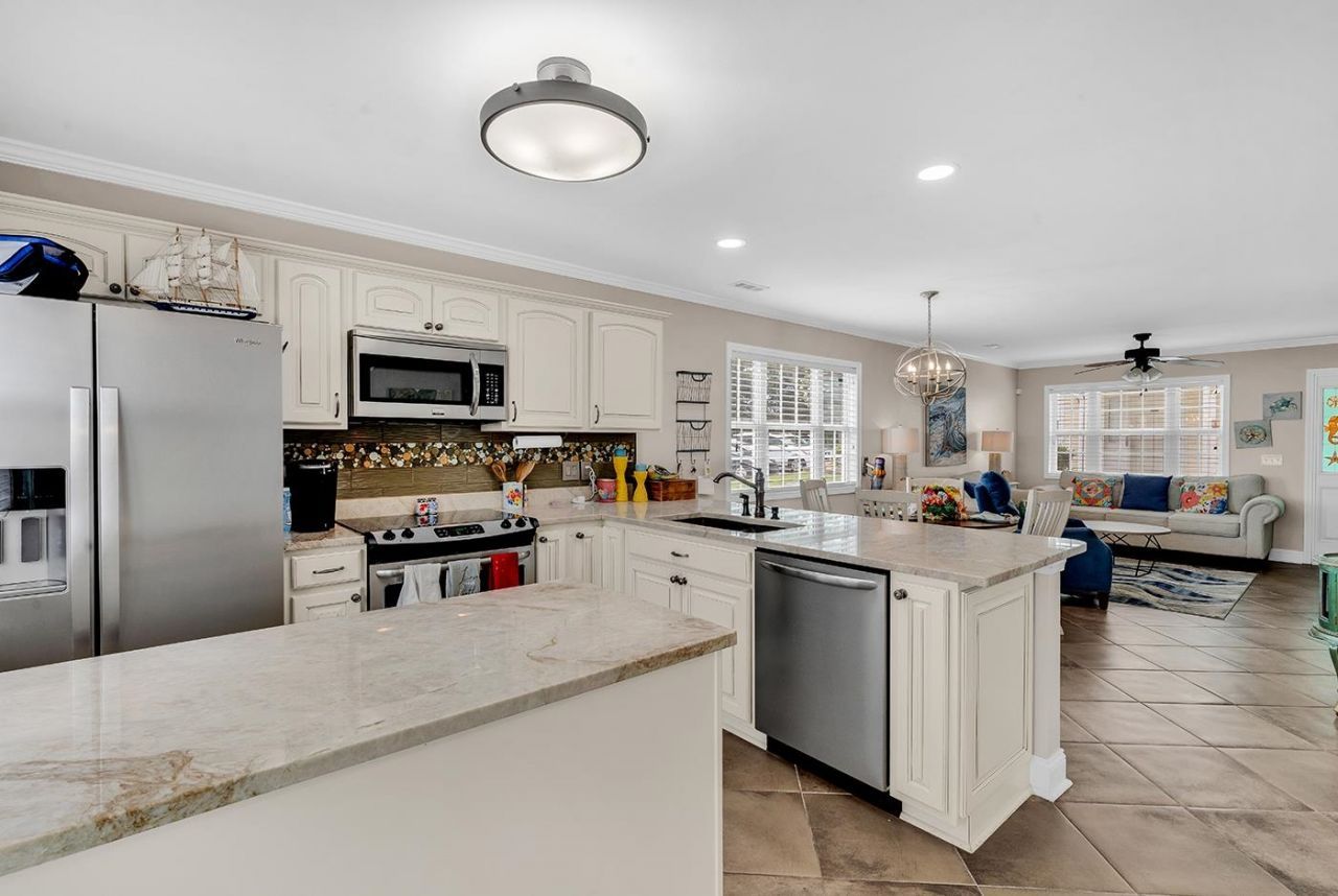 101 Barnwell St.  Photo 12