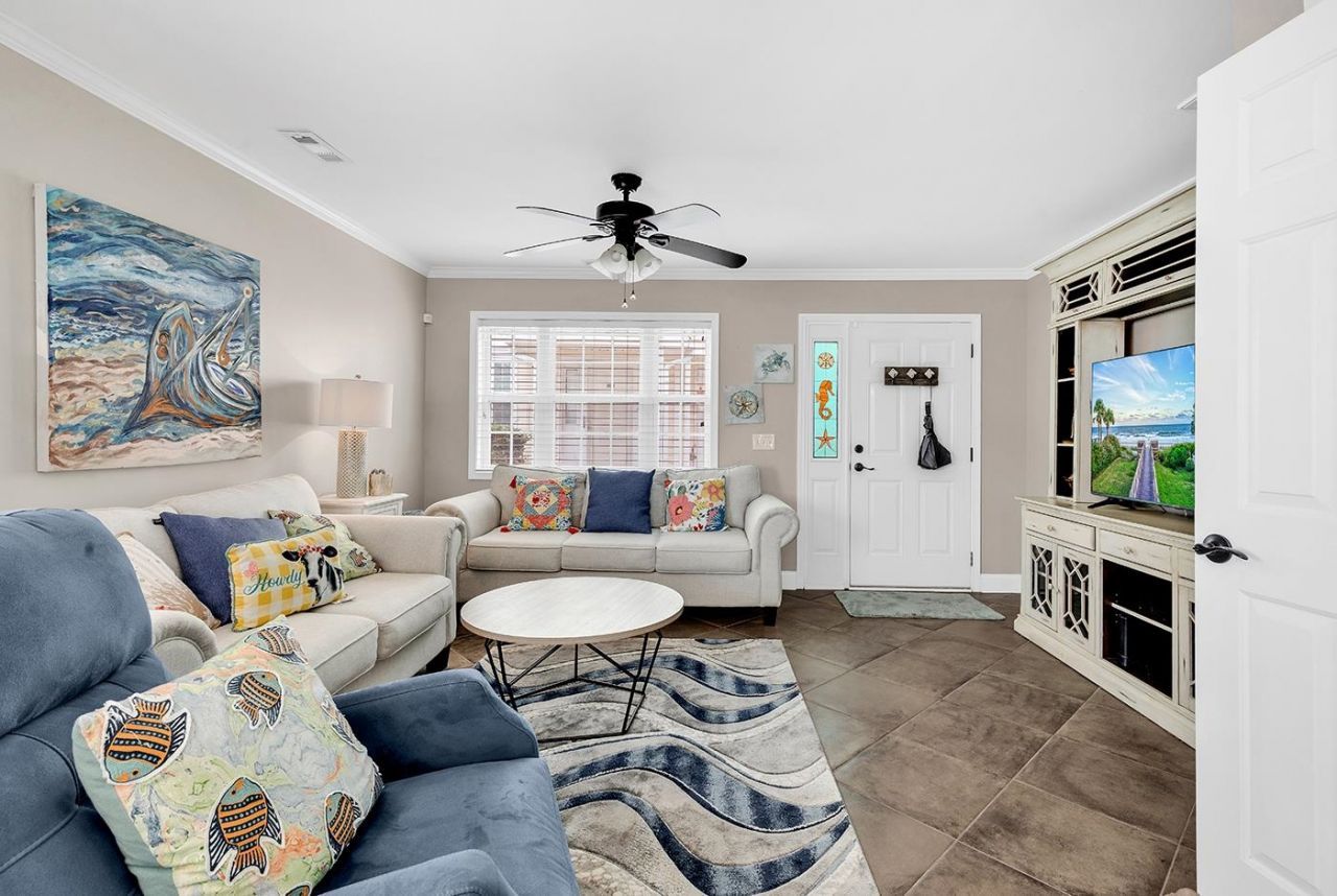 101 Barnwell St.  Photo 6