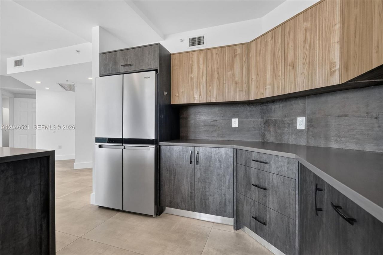 3370 Hidden Bay Dr , Unit 1212, Aventura, FL 33180 Photo