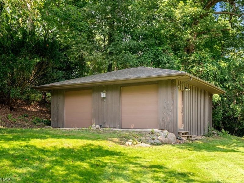 2661 Perry Drive NW, Canton, OH 44708 Photo 45