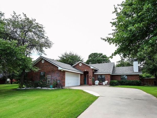 575 Hilltop Street, Baird, TX 79504