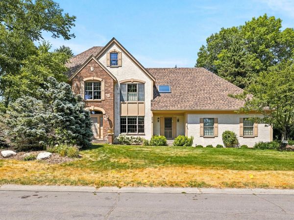 4819 137th Street W, Apple Valley, MN 55124