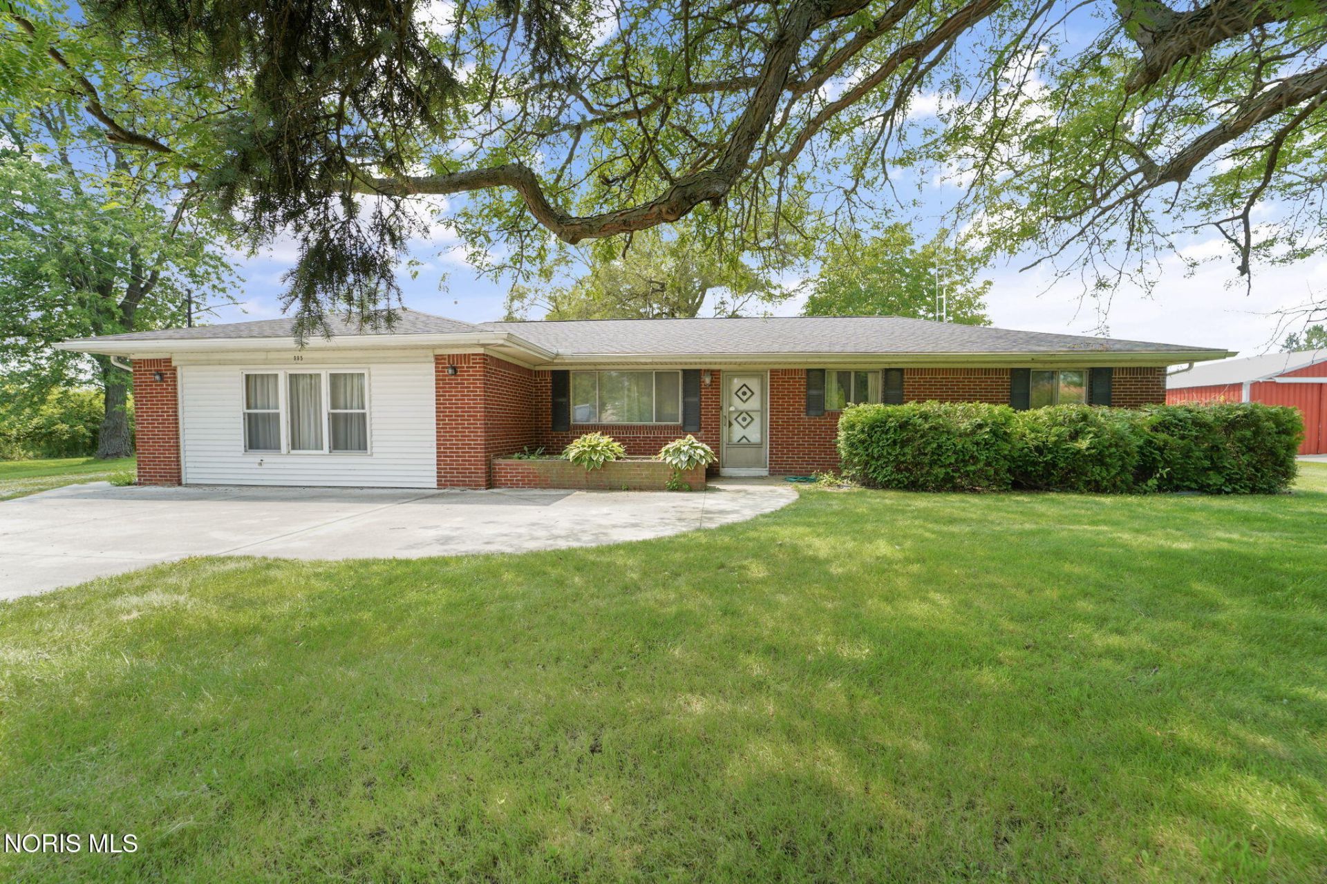 995 N Cousino Road , Oregon, OH 43616 Main Photo