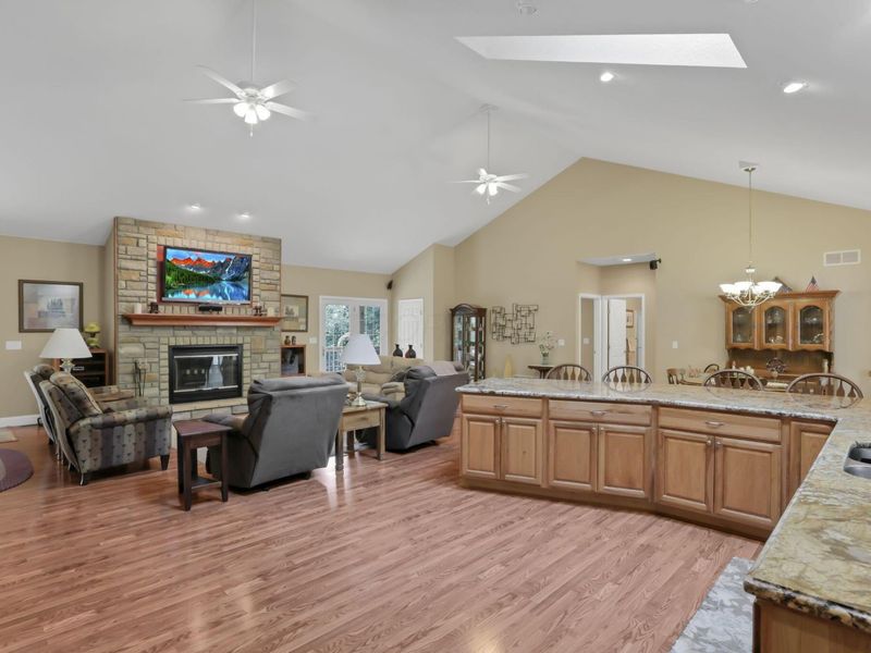 8970 Loches Road , Saint Louisville, OH 43071 Photo 15