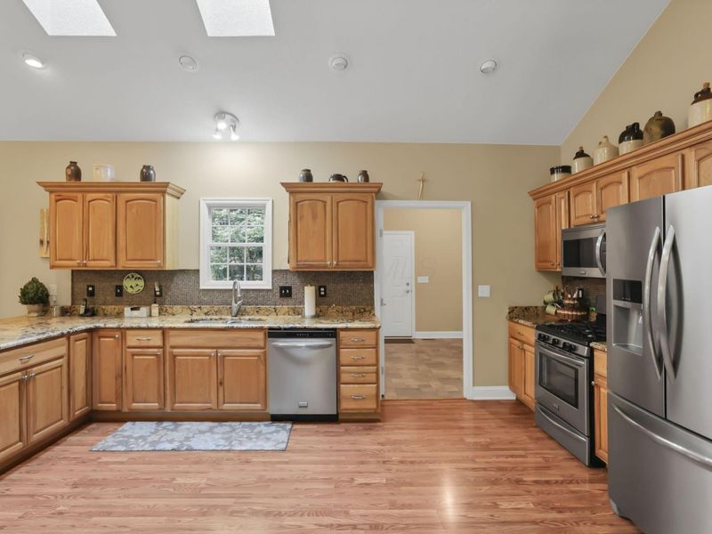 8970 Loches Road , Saint Louisville, OH 43071 Photo 16