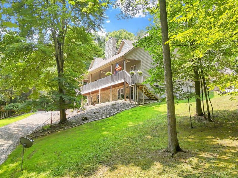 8970 Loches Road , Saint Louisville, OH 43071 Photo 2
