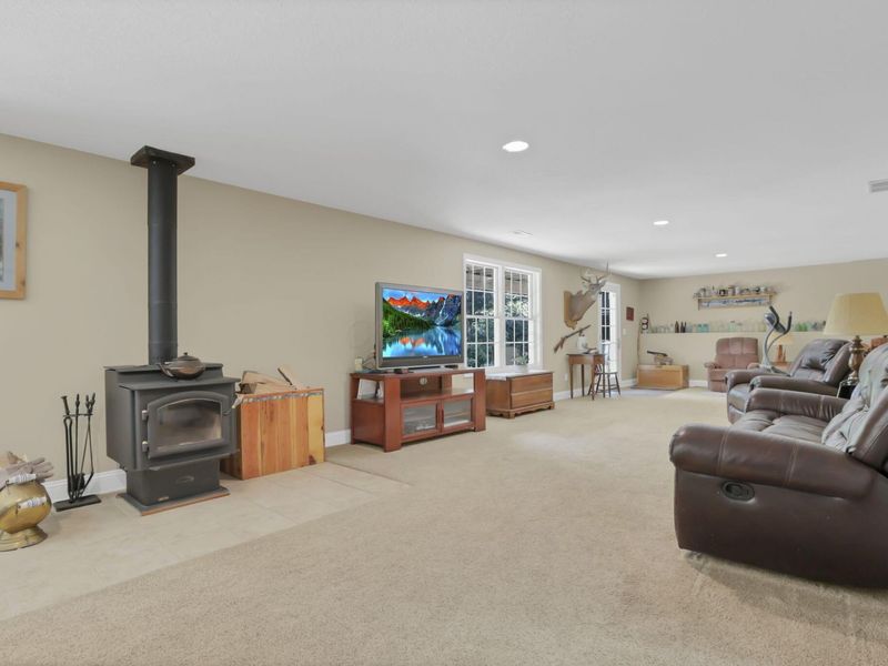 8970 Loches Road , Saint Louisville, OH 43071 Photo 32