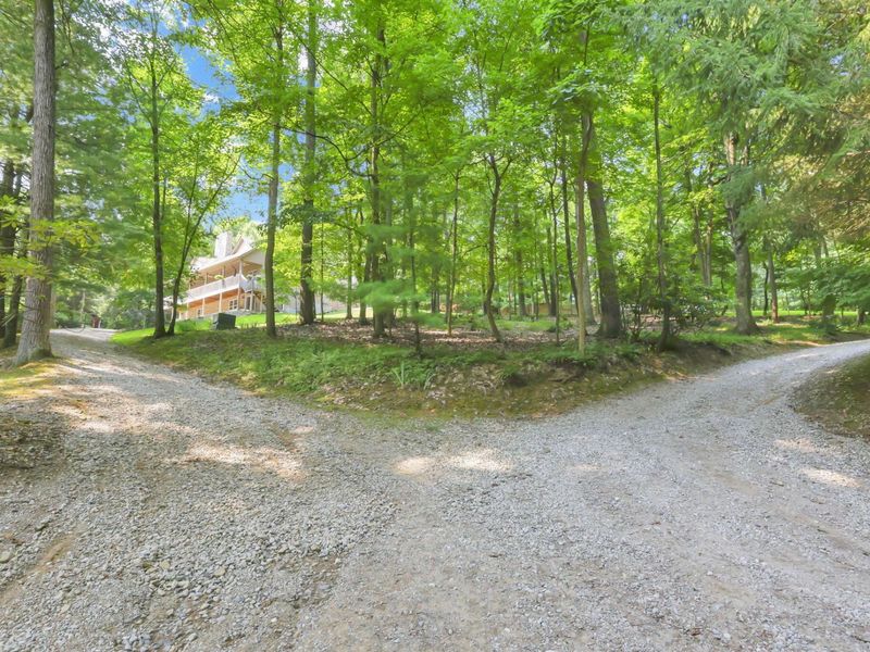 8970 Loches Road , Saint Louisville, OH 43071 Photo 53