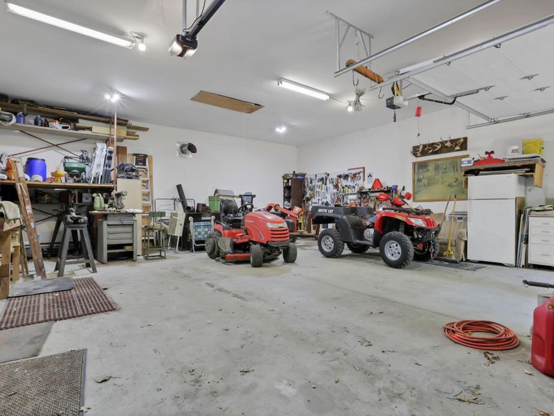 8970 Loches Road , Saint Louisville, OH 43071 Photo 75
