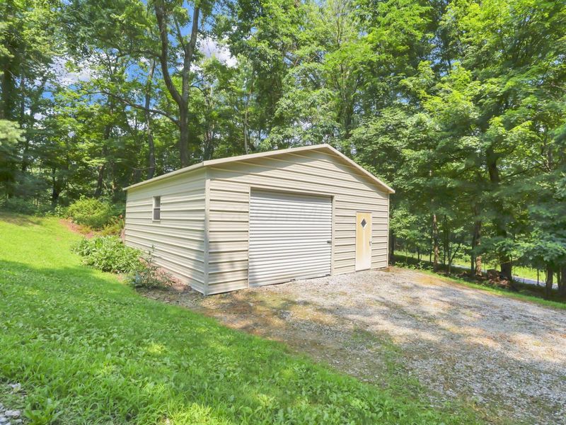 8970 Loches Road , Saint Louisville, OH 43071 Photo 81