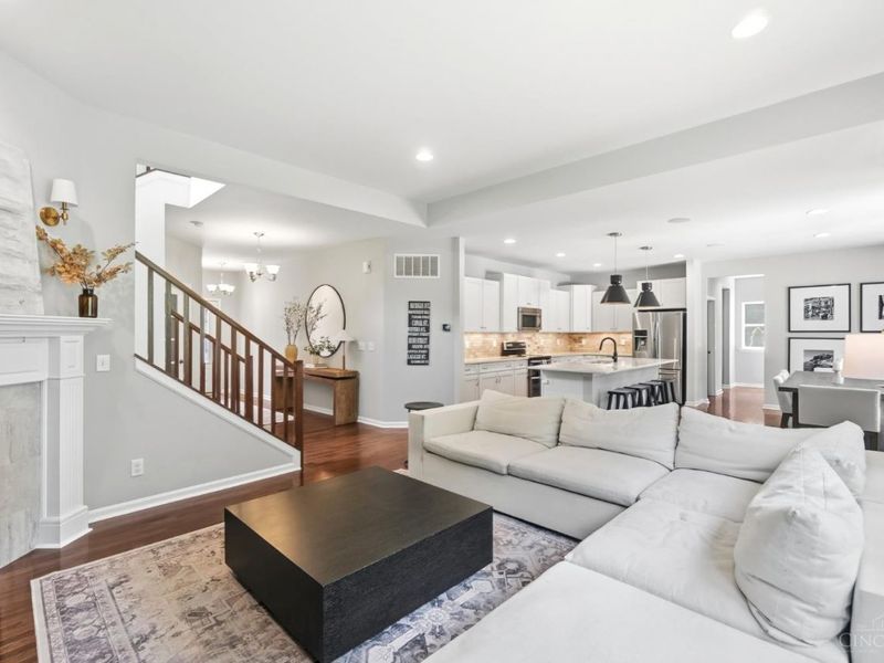1222 Belle Meadows Drive, Loveland, OH 45140 Photo 5