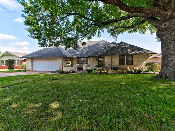 2321 Ashwood Lane, Norman, OK 73071