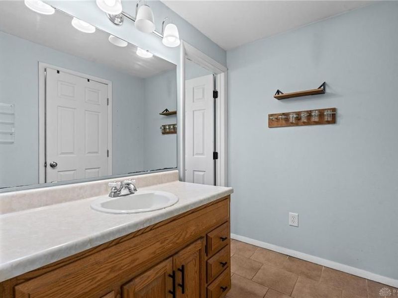 5160 Sweetleaf Drive, Dayton, OH 45424 Photo 36
