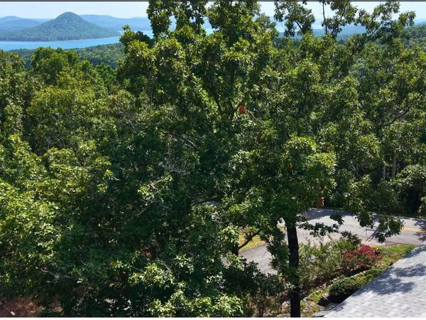 101 Jennifer Place, Fairfield Bay, AR 72088